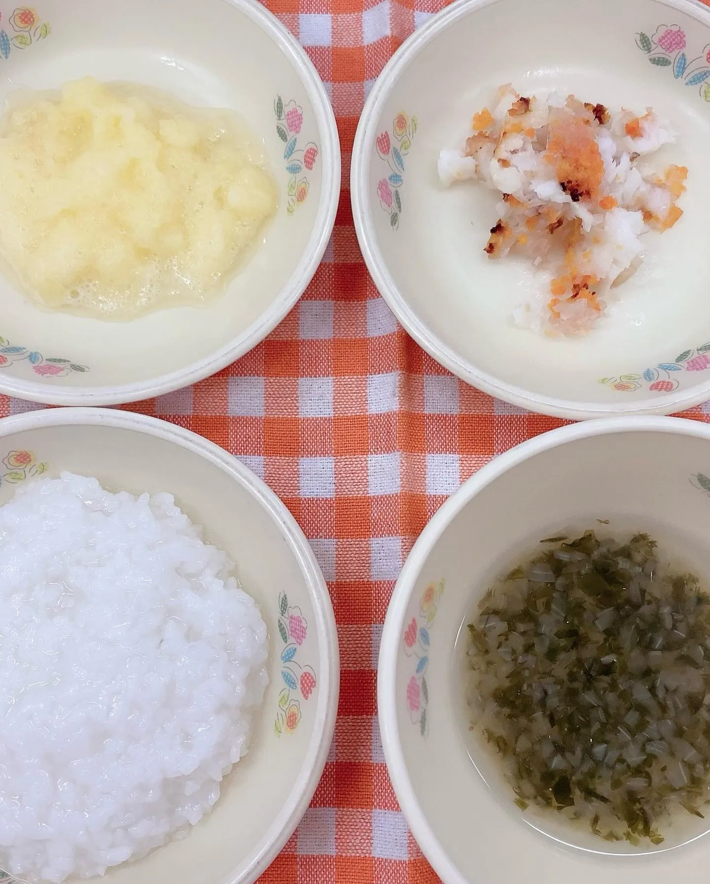 今日の担当は未満児クラスの甲斐愛美先生です♡