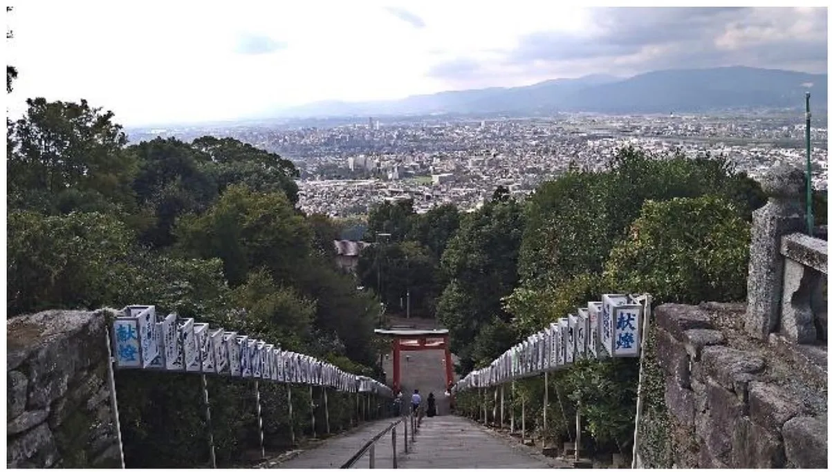 本日担当は、事務の坂本です。