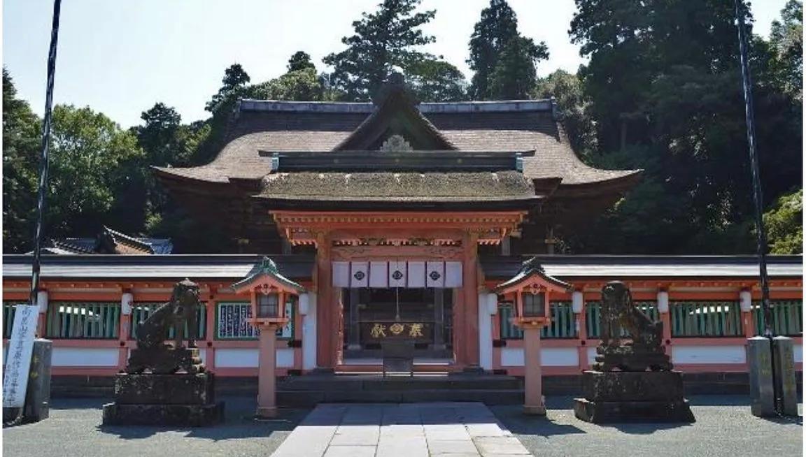 本日担当は、事務の坂本です。