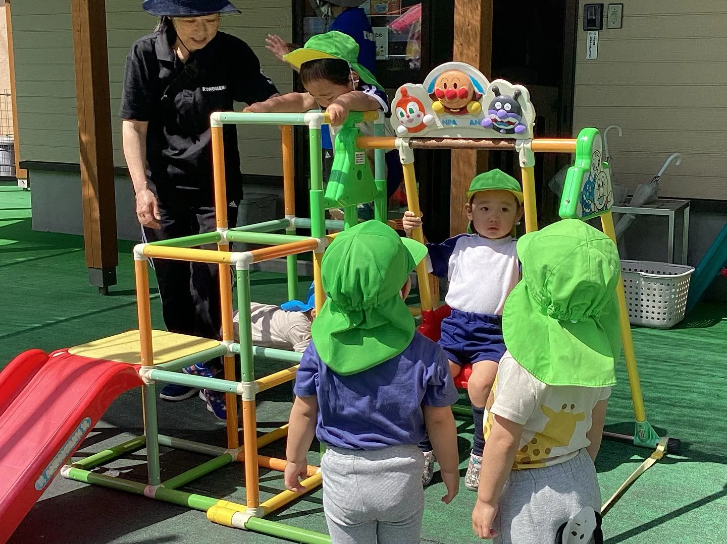 少しずつ日差しが強くなってきました☀️それでも子ども達は元気...