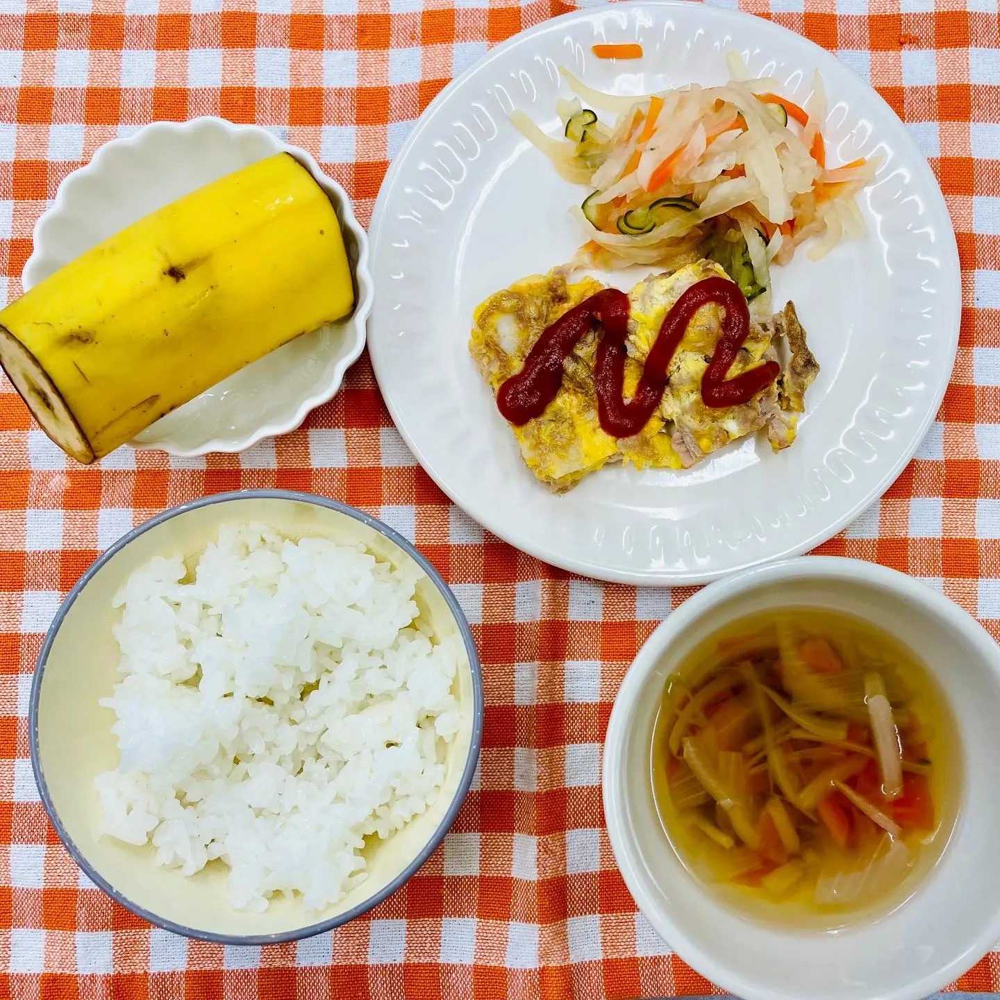 今日の年中長さんは高千穂高校のグラウンドでタイム測定🏃‍♂️...